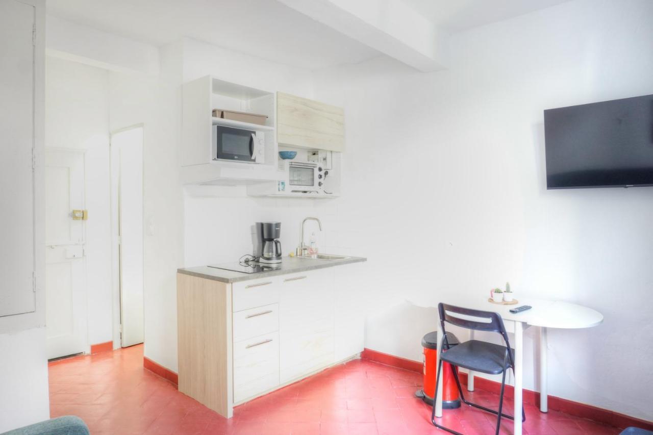 Apartment Au Coeur Du Village Provencale De Riez. Dans Le Verdon. Riez